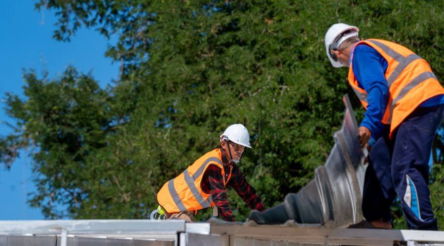 Professional residential roofers in Urbana, MO